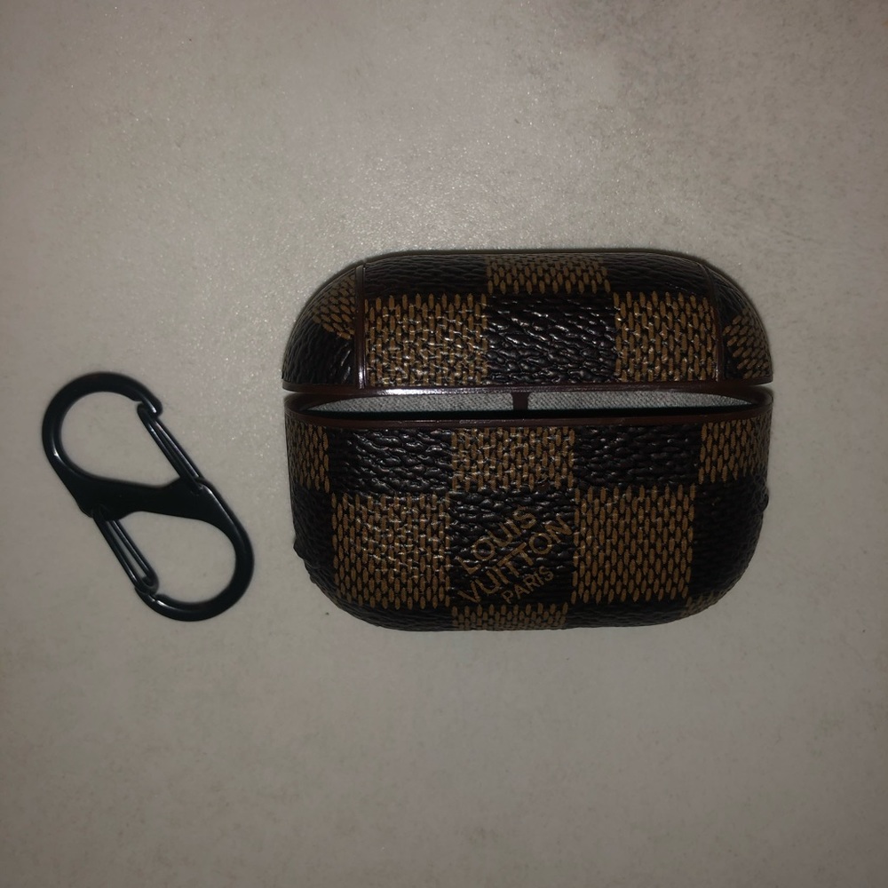 Luxury LV apple airpod hard case NEW same day shipping